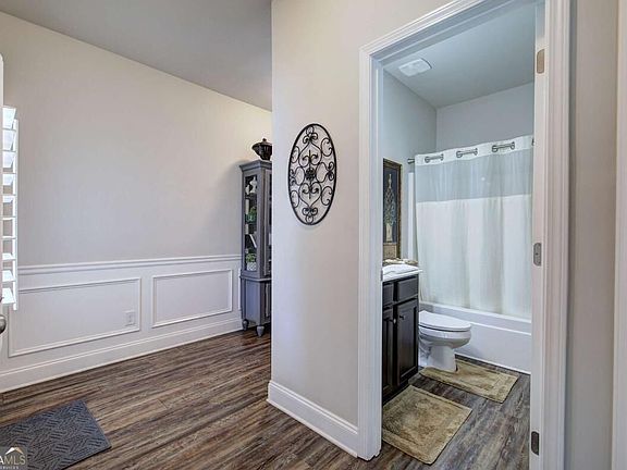 5th image of 26 Blarneystone Way