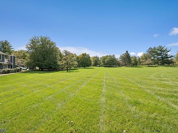3rd image of 10 Village Dr