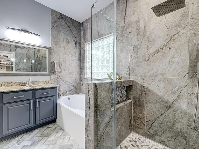 1735 Sylvia Springs Ln — Photo 27