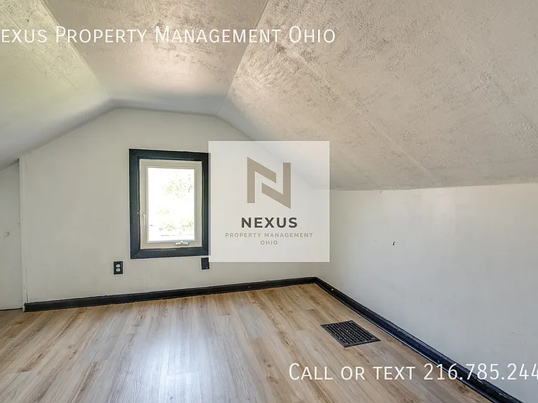12512 McGowan Ave — Photo 7