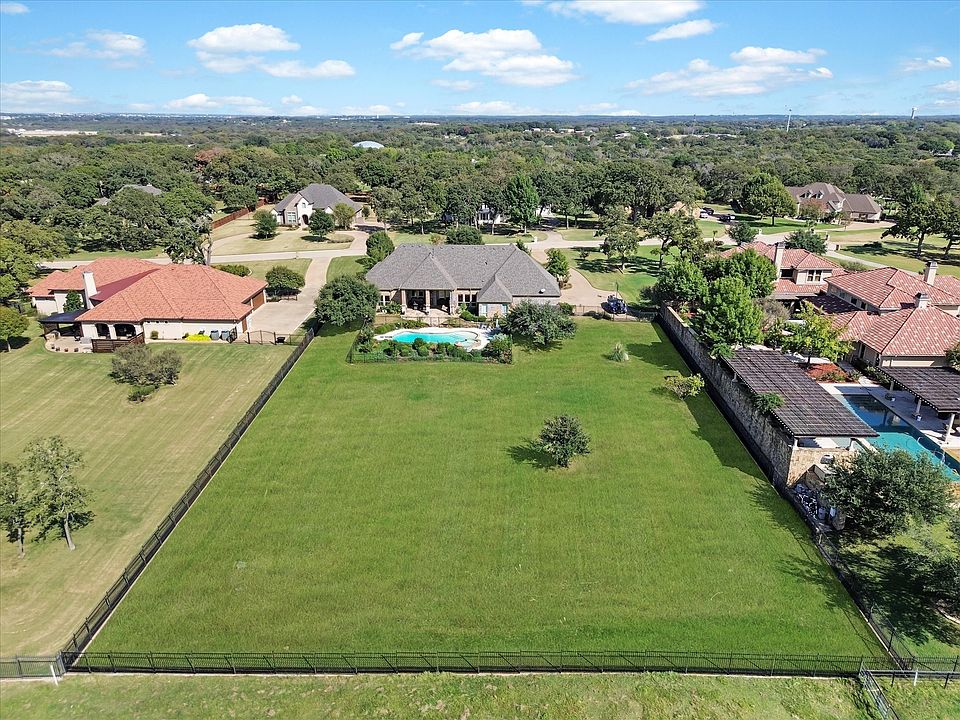 1st image of 8113 Oakmont Dr