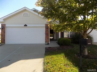 10202 Carlton Place Ct, Saint Louis, MO 63123