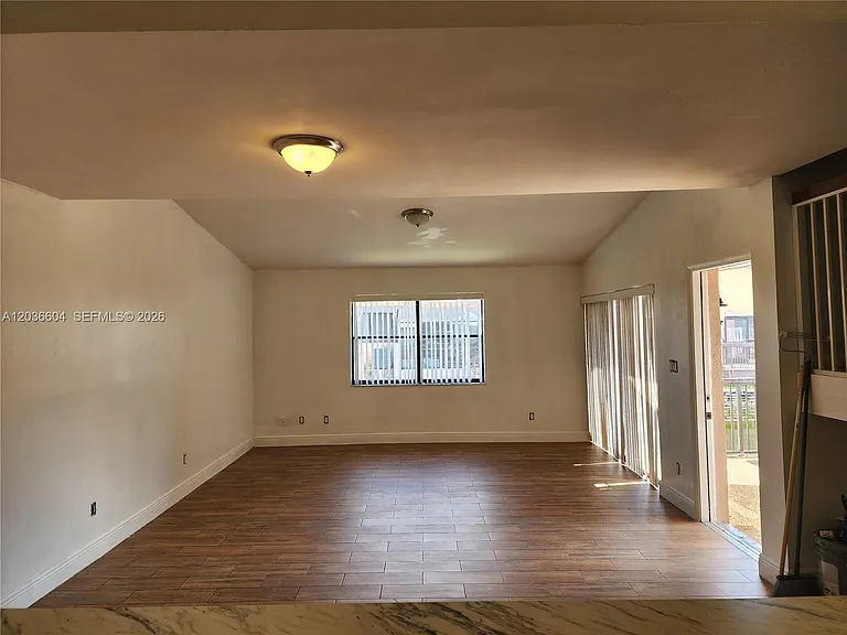 12305 NW 11th Ct #12305 — Photo 16