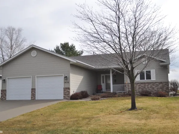 1632 Edgewood Dr, Carroll, IA 51401