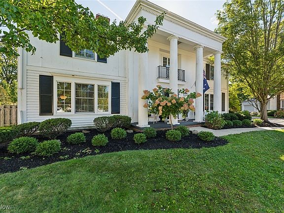 2nd image of 3878 W Surrey Ct
