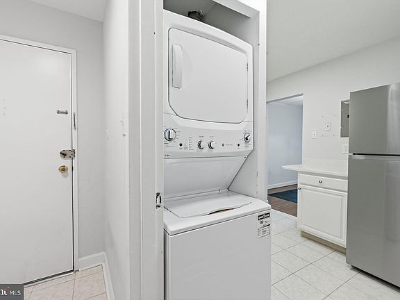 5th image of 1558 Northgate Sq APT 32B