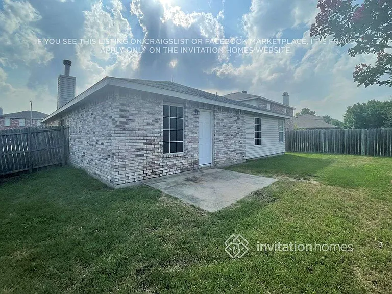2940 Marco Dr — Photo 19