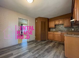 22849 Almond Ave, Eastpointe, MI 48021