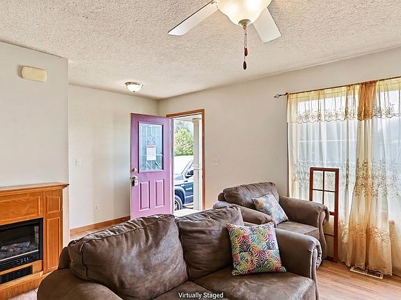 3rd image of 4615 E Merced St