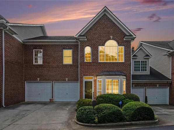 5004 Lexington Dr, Roswell, GA 30075