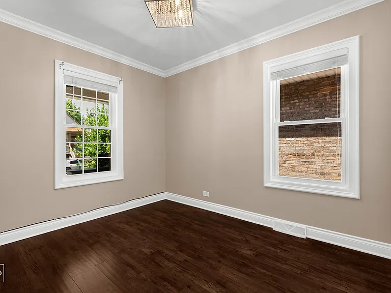 1327 Euclid Ave — Photo 8
