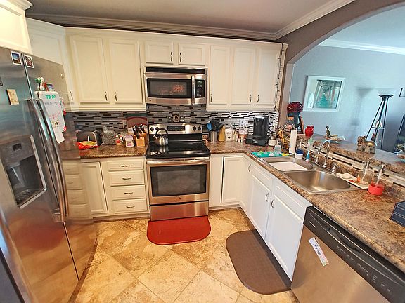 5th image of 4908 Oakbrook Ct