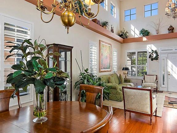 4th image of 10505 Marlington Pl