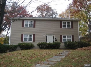 115 2nd St, Mahwah, NJ 07430