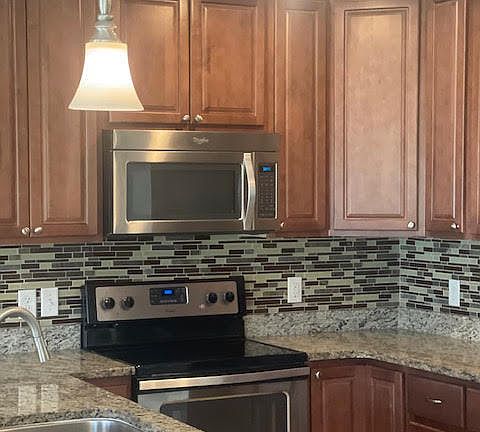 4th image of 6498 N Lagoon Dr