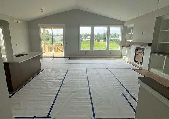 2nd image of 3934 Boulder View Dr
