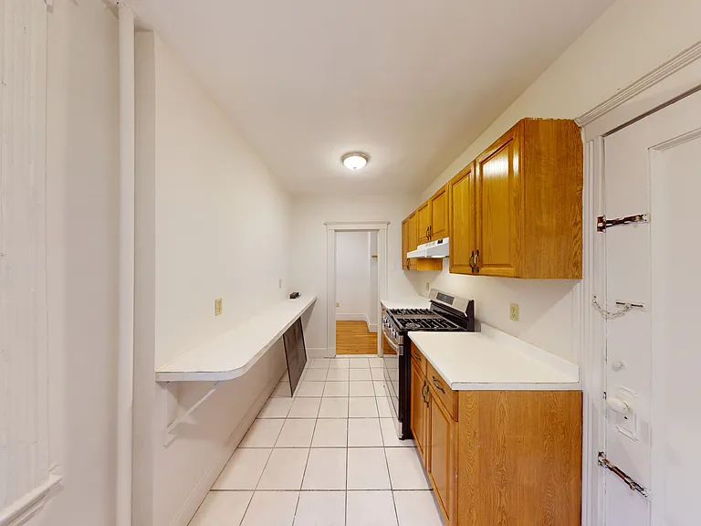 32 Sidlaw Rd #7 — Photo 2