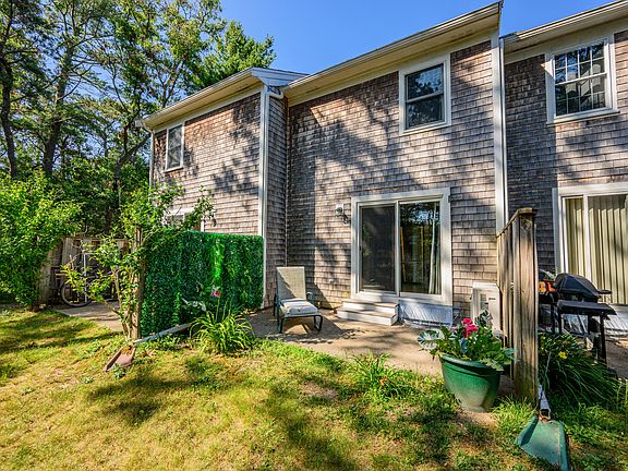 3rd image of 300 Falmouth Road APT 9E