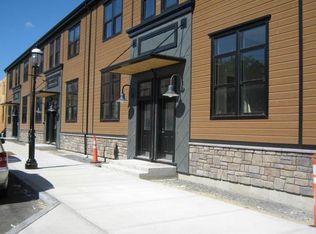 61 Perkins St APT 4, Lowell, MA 01854