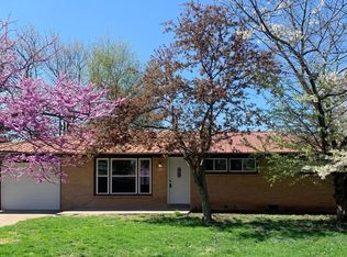 2209 Roland Dr, Champaign, IL 61821