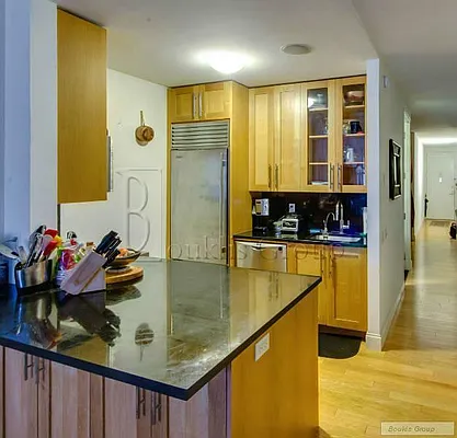 Rented by Bouklis Group | media 40