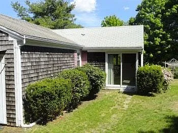 2 bed, 1060 sqft, $2,800 — Photo 3