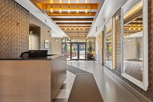 Rented by Corcoran | media 19