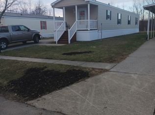 820 Thomas Ln, Angola, NY 14006