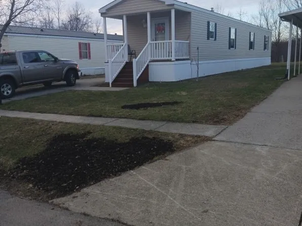 820 Thomas Ln, Angola, NY 14006