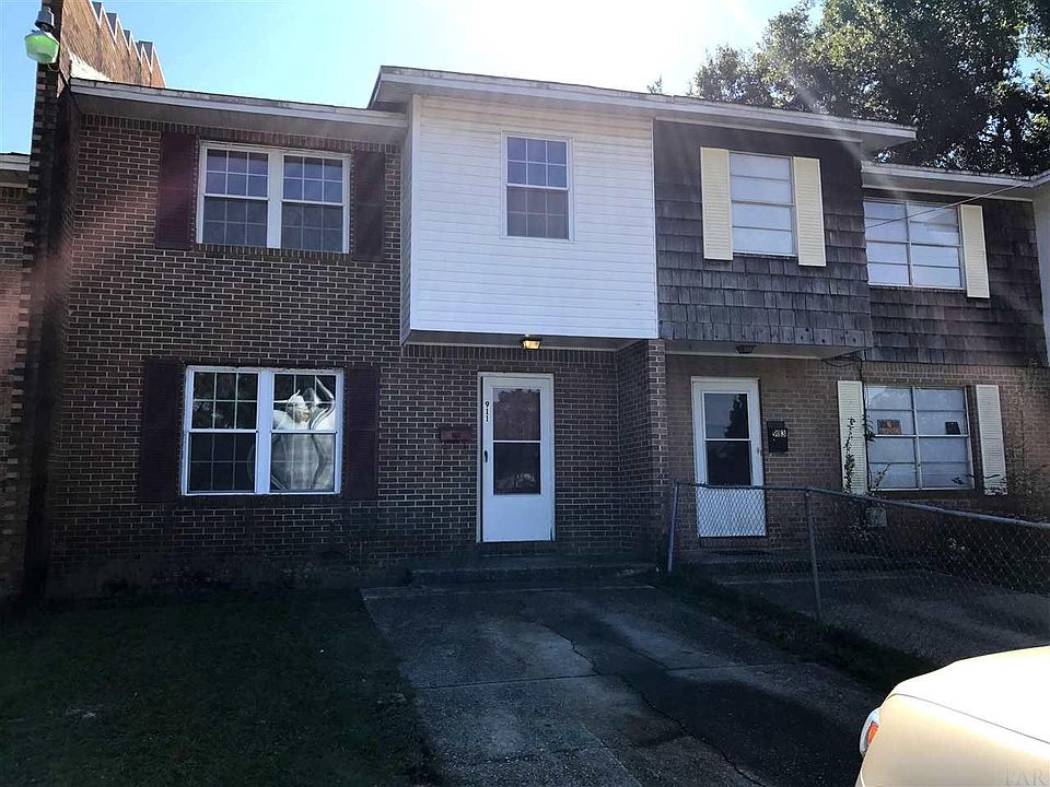 1st image of 911 W Scott St