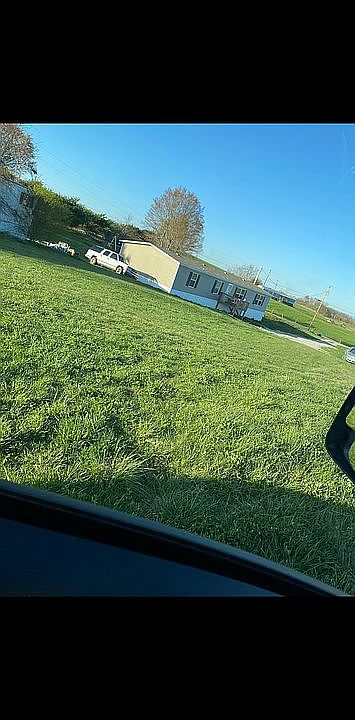 2nd image of 449 Burnetta Rd