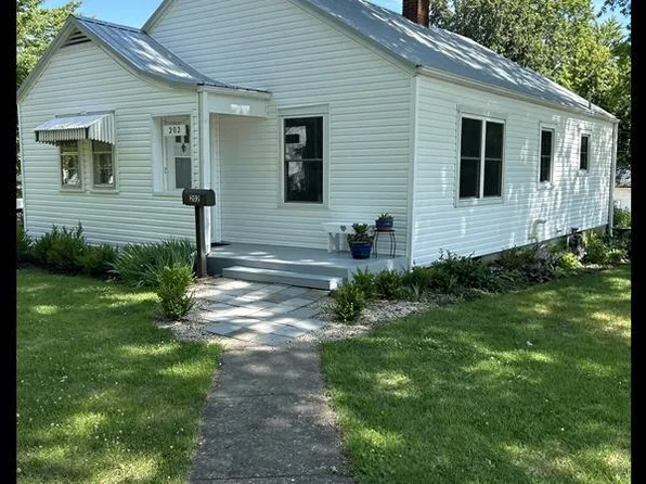 202 W Gracia Ave, Marceline, MO 64658