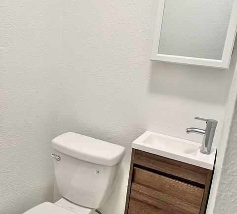 3rd image of 5420 S Tacoma Way #4