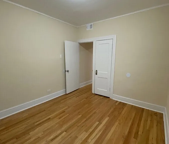 2312 N Drake Ave #3S — Photo 4