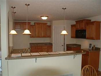5th image of 1625 Jennifer Ln