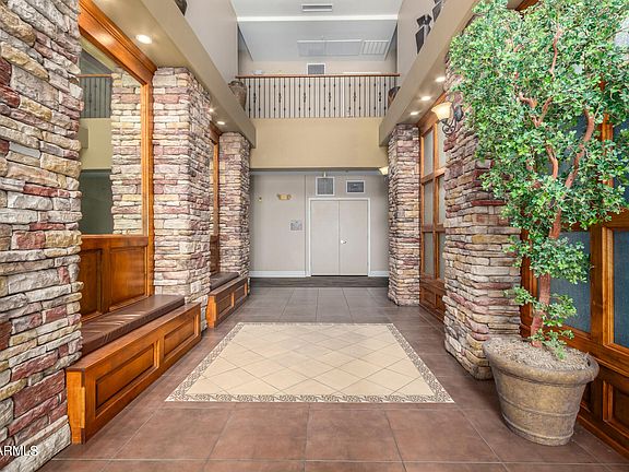 4th image of 5450 E DEER VALLEY Drive #4001