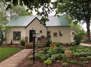 421 SW 2nd St, Greenfield, IA 50849