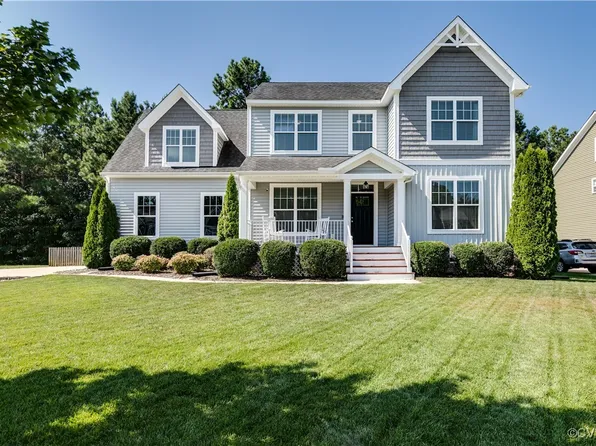 16913 Glensford Dr, Moseley, VA 23120