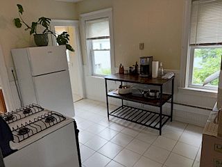 5th image of 172-174 Hillside Ave #2