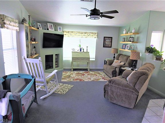 3rd image of 1015 S Armadillo Ct