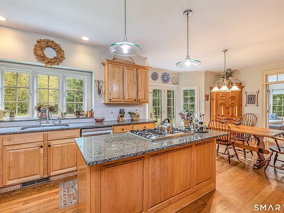 5th image of 62 Jacobs Hill Road