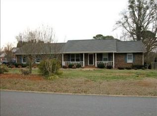 301 Wellington Dr, Moore, SC 29369