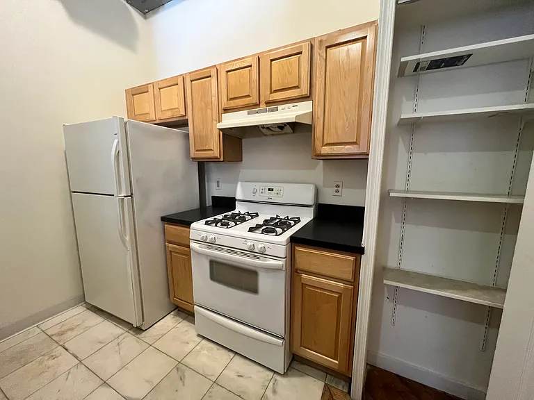 21 S 13th St #501 — Photo 3