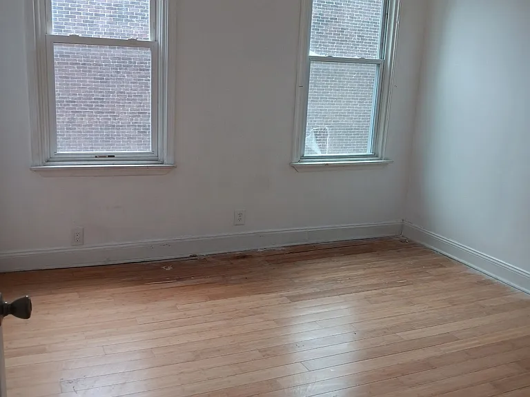 4435 N 16th St — Photo 12