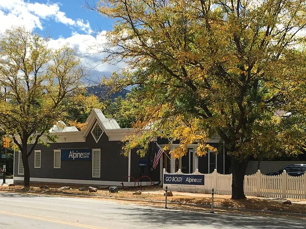 2449 Pine St, Boulder, CO 80302