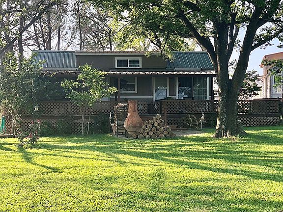 2nd image of 215 County Road 1555 #25