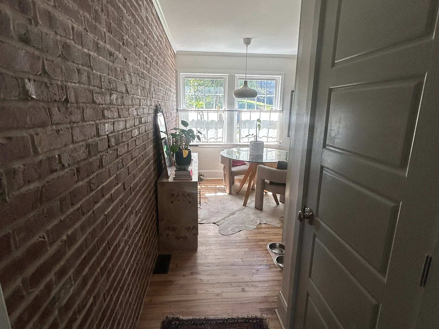 2 bed, 928 sqft, $1,950 — Photo 3