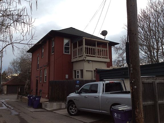 3rd image of 919 E Alameda Ave