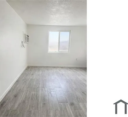 721 W Cheryl Dr #1 — Photo 8