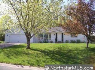2543 17th St NW, New Brighton, MN 55112